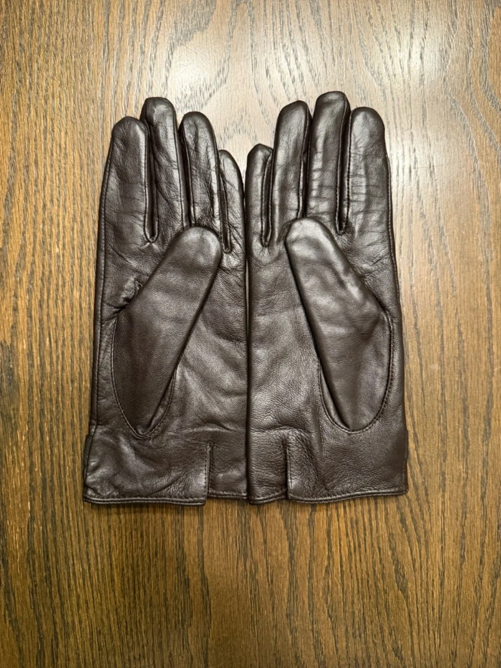 NWOT Pierre Cardin Women’s Leather Gloves Bow Accent Brown - Size S